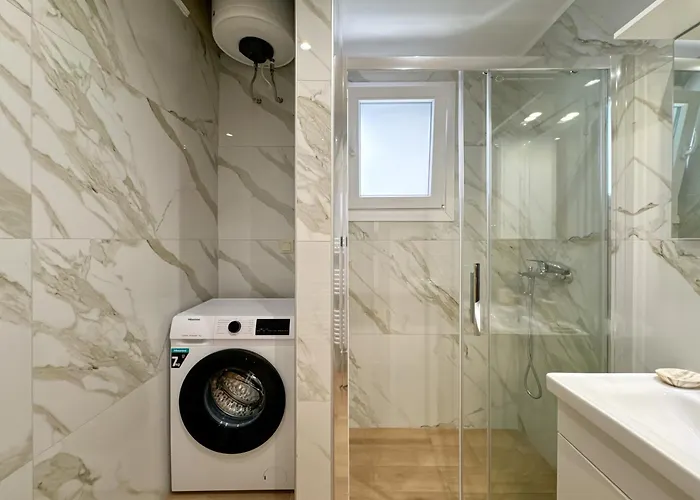 Empire 2 Nea Michaniona